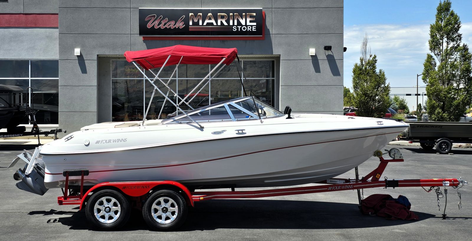 2006 Four Winns 203 Horizon Fish and Ski Runabout Boat !!!
