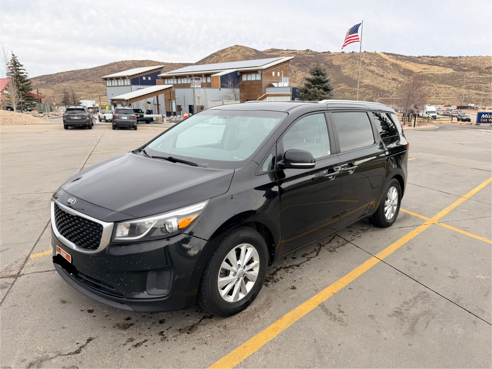 2016 Kia Sedona Tire Sizenull