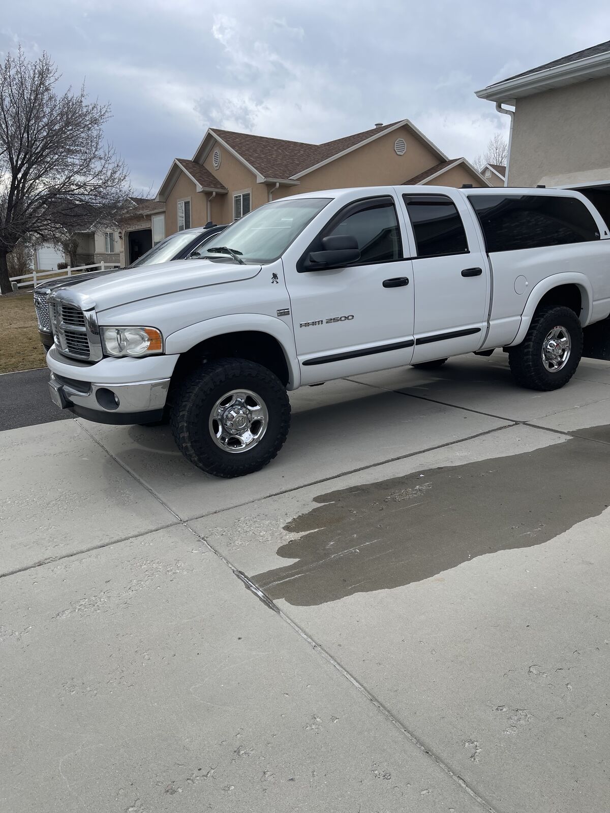 2003 DODGE RAM 2500 Laramie