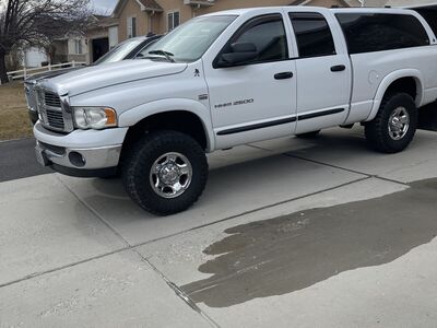 2003 DODGE RAM 2500 Laramie