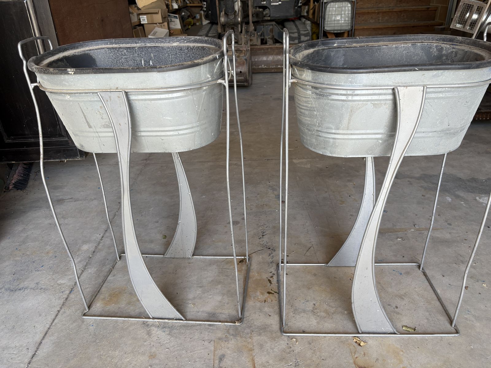 Wine buckets