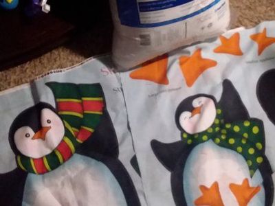 2 PENGUINS TO SEW PLUS 32 OUNCES OF STUFFING