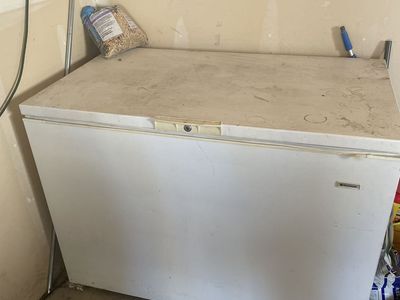 Frigidaire Chest Deep Freezer
