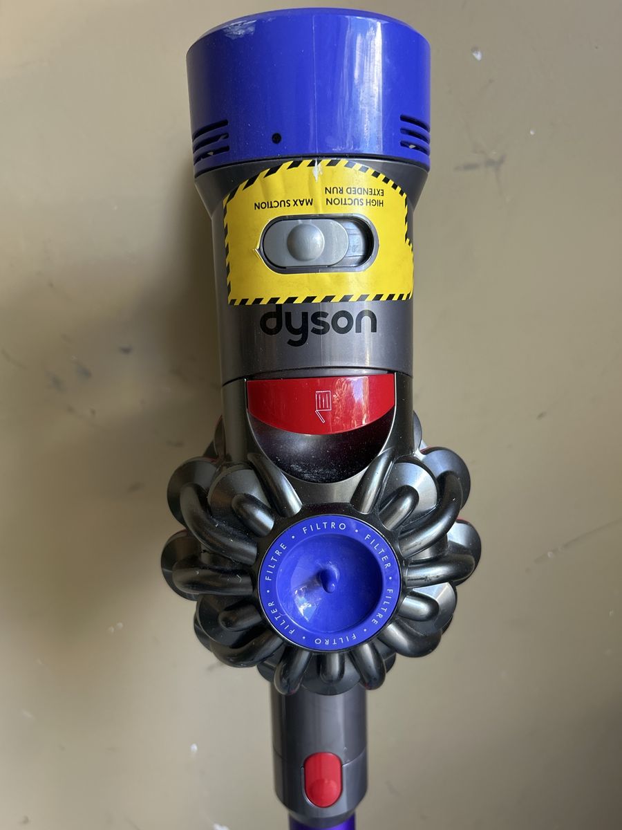 Dyson V8 Animal+ Cordless Stick Vacuum