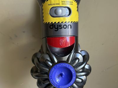 Dyson V8 Animal+ Cordless Stick Vacuum