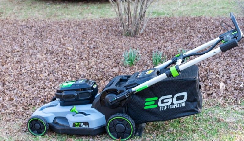 **EGO SET FOR SALE***EGO Power+ 21" Self-Propelled Mower, String Trimmer & Blower Combo Kit - Battery Powered