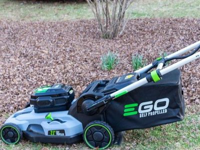 **EGO SET FOR SALE***EGO Power+ 21" Self-Propelled Mower, String Trimmer & Blower Combo Kit - Battery Powered