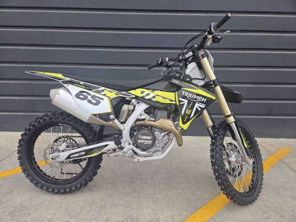 2025 Triumph TF 450-RC Edition Jet Black/Pure White