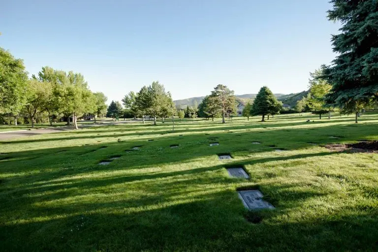 FREE to Veterans - Unassigned Burial Plot - Memorial Mortuaries