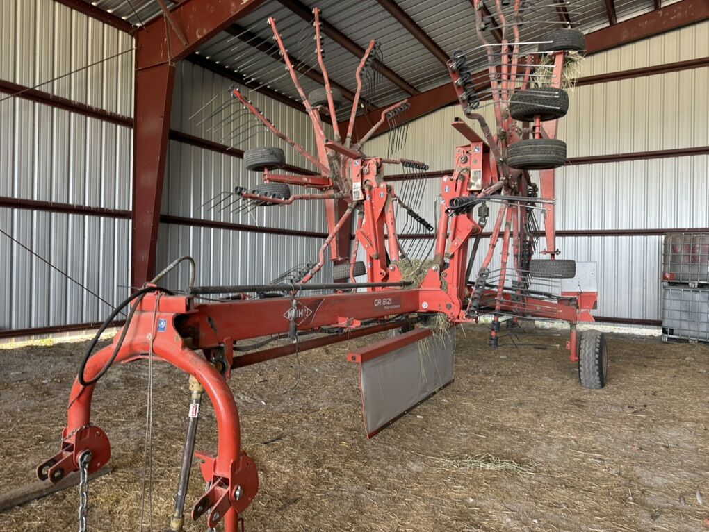 Kuhn Rotary Hay Rake