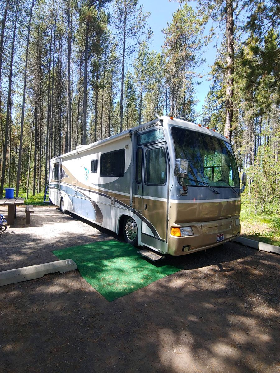 1999 Gulf Stream Scenic Cruiser Motorhome