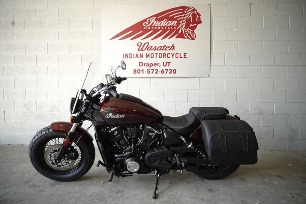 2025 Indian Motorcycle® Super Scout® Maroon Metallic with Graphics