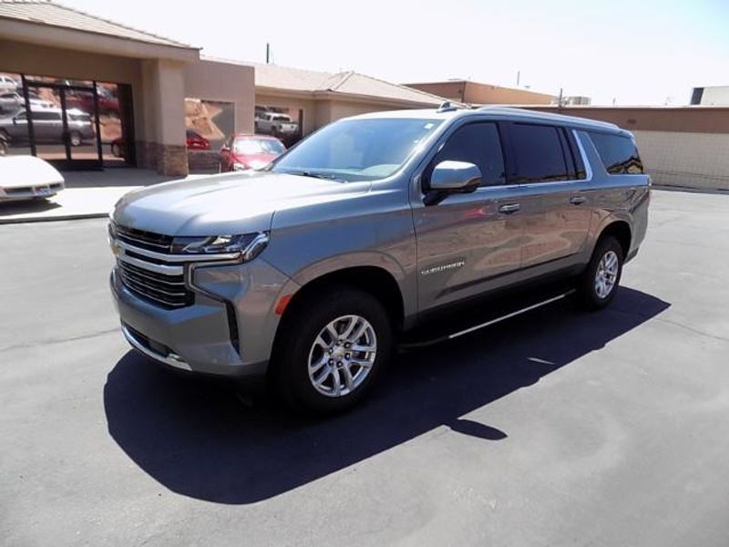 2021 Chevrolet Suburban LT