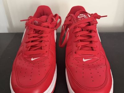 Nike Air Force 1 Low Retro / University red/ white Size 11.5