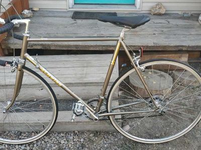 Vintage Schwinn Tempo Road Bike. Mint Condition. Like New. 56cm