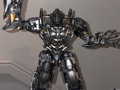 Full transformers Bumblebee Movie Blitzwing Figure 10.6-inch Collectible Action Figure Used