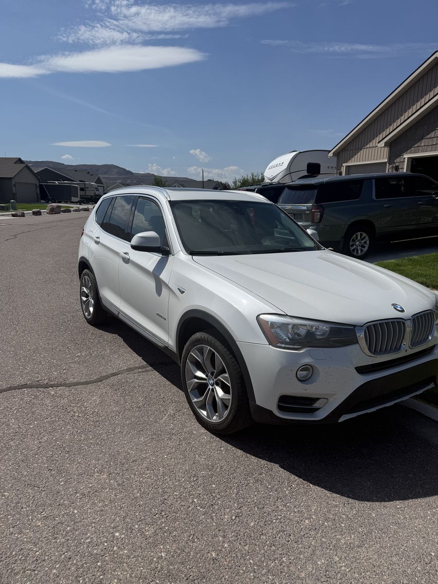 2017 BMW X3 28i