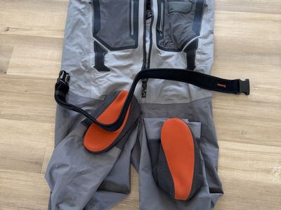 Brand new Simms G4Z waders
