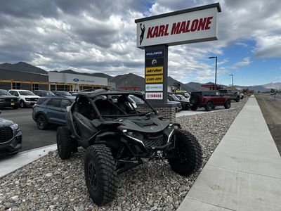2026 Can-Am Maverick R X RC Green Satin - B01036
