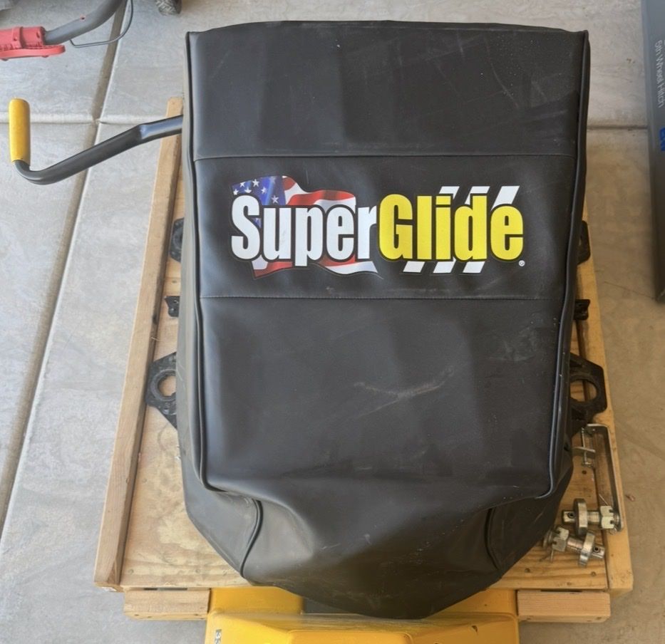 Main image 6