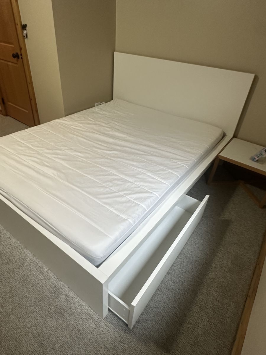 Main image 5