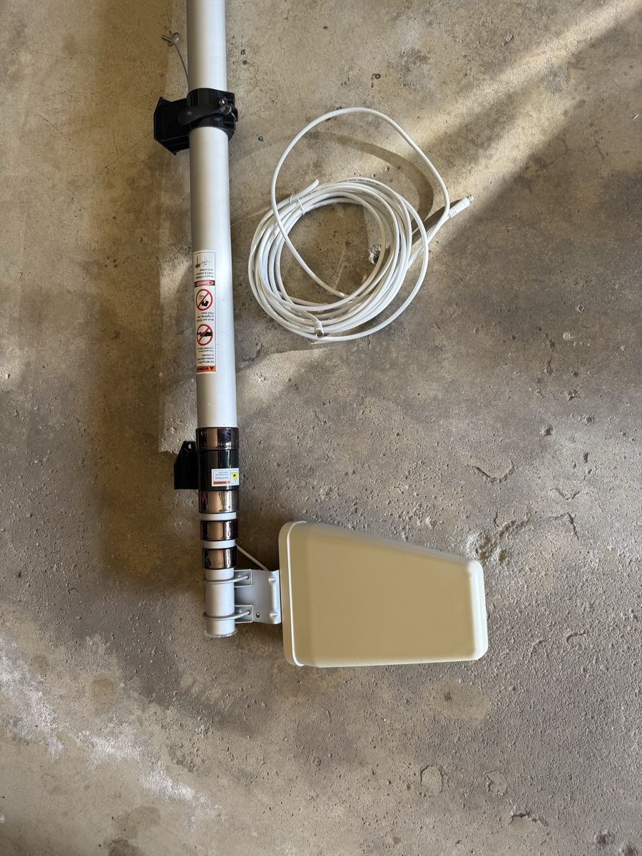 weBoost Destination RV Cell Phone Signal Booster