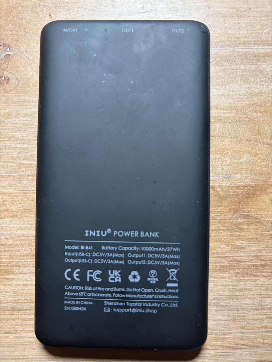 INIU BI-B41 10000mAh Power Bank Portable Charger 37Wh Dual USB-A USB-C Output Black