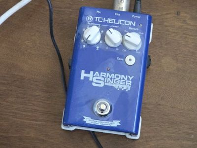 TC-Helicon Harmony Singer Guitar Controlled Vocal Harmony Effects Pedal