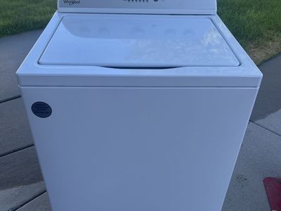 Whirlpool White Top-Load Washing Machine Used