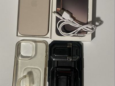 iPhone 16 pro Max unlocked