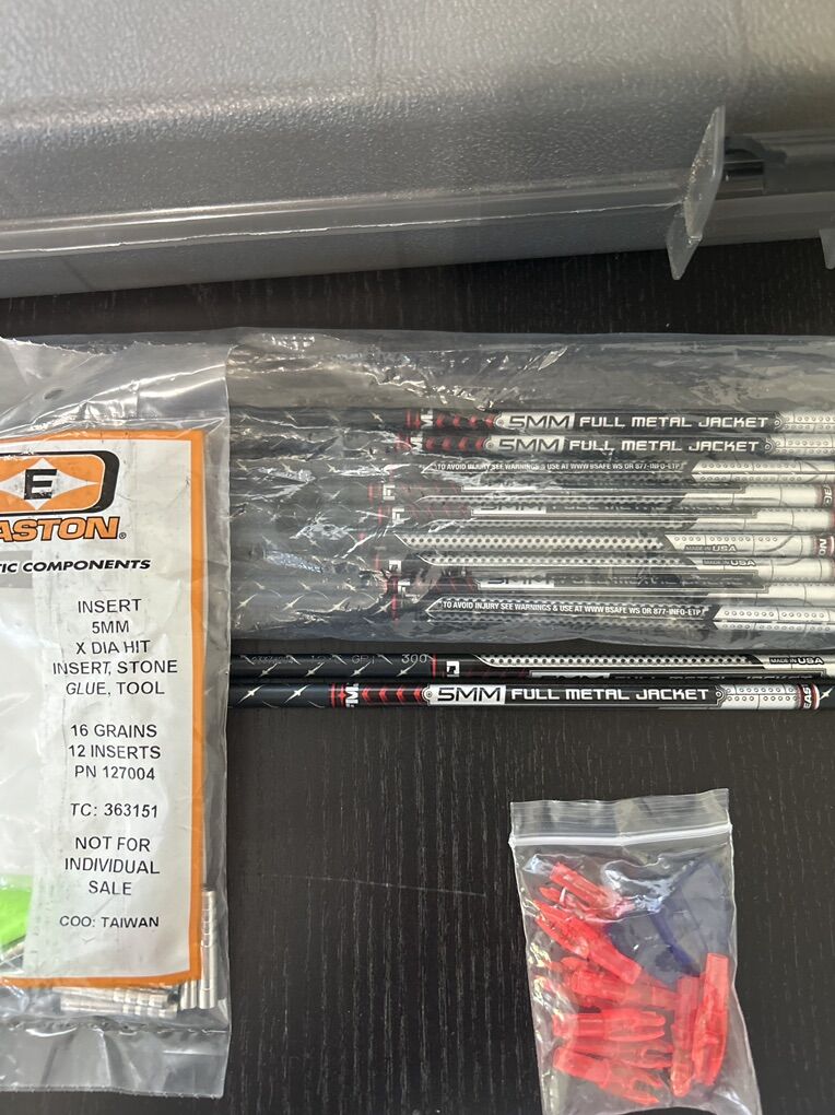 Easton FMJ 300 spine (new uncut)