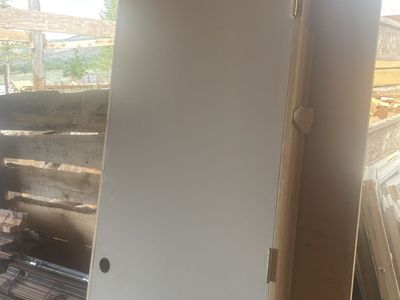Interior solid core door