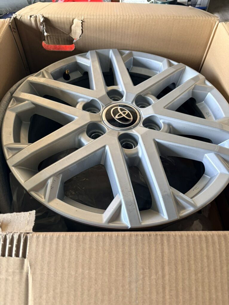 18 Inch rims for a 2022 Toyota Tundra
