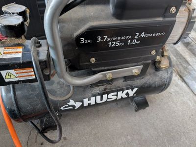 3Gal. 150 PSI Portable Electric Oil-Free Horizont