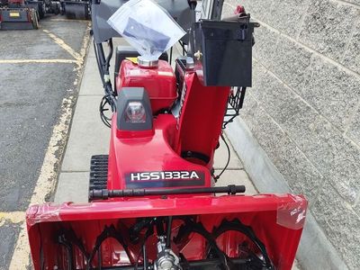 HSS1332 Snow Blower