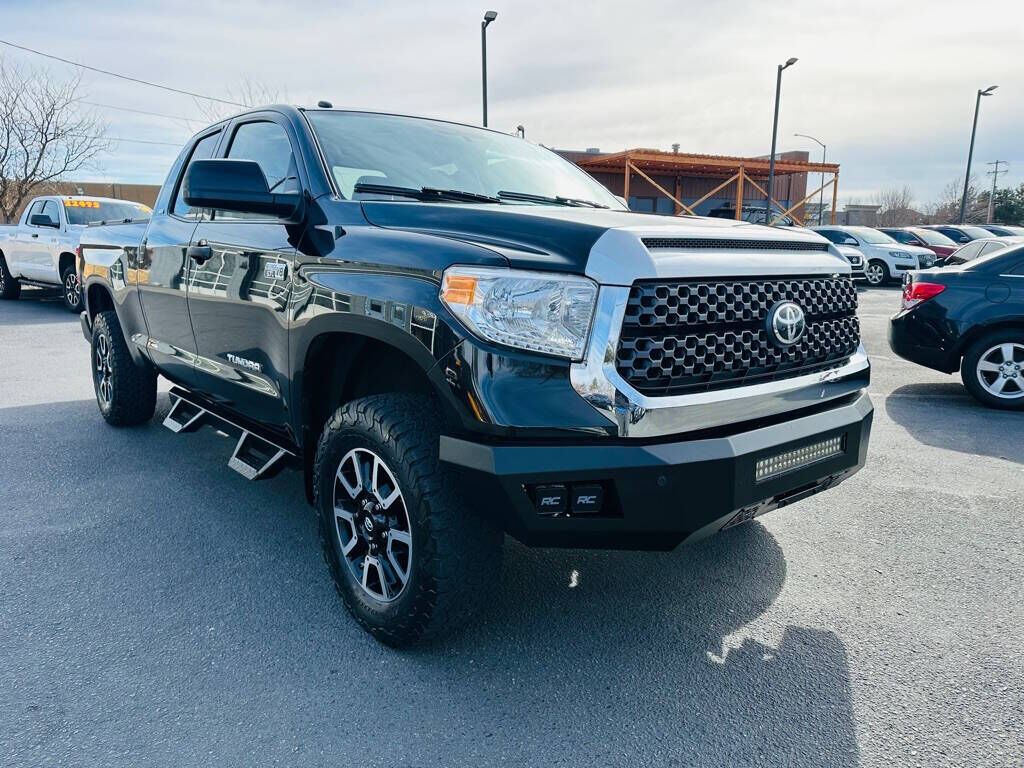 2016 TOYOTA TUNDRA SR5