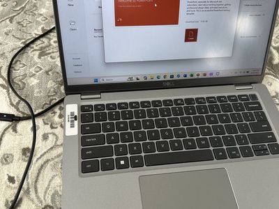 Dell Touch Laptop i7 Core 12th Gen 32 GB RAM 1 TB SSD Maxout