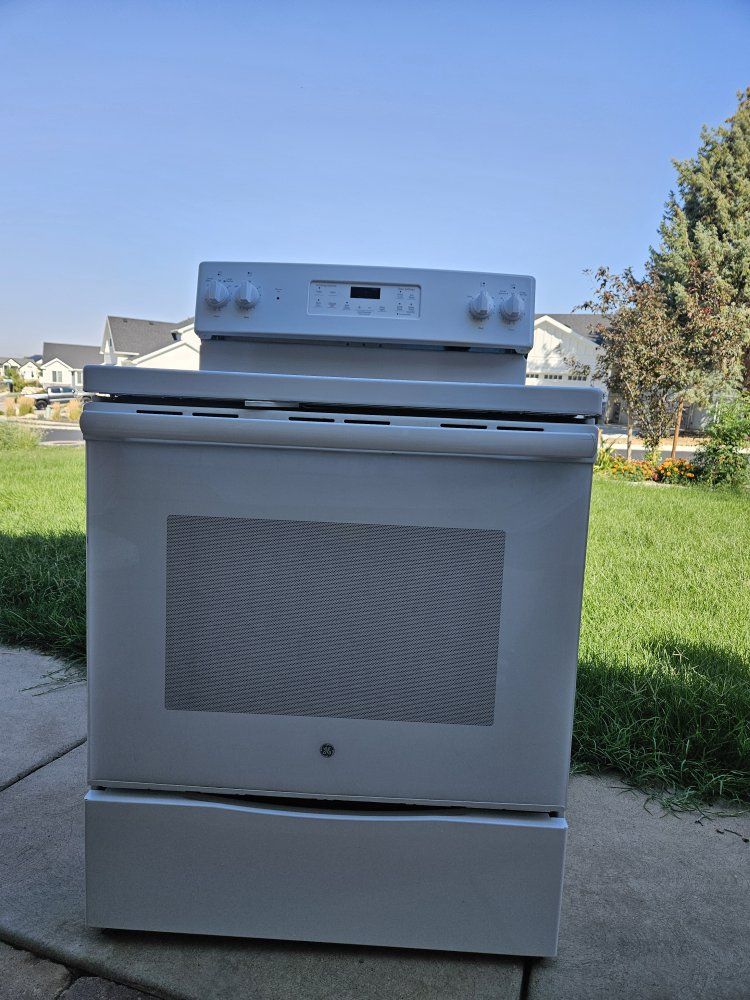 Main image 7