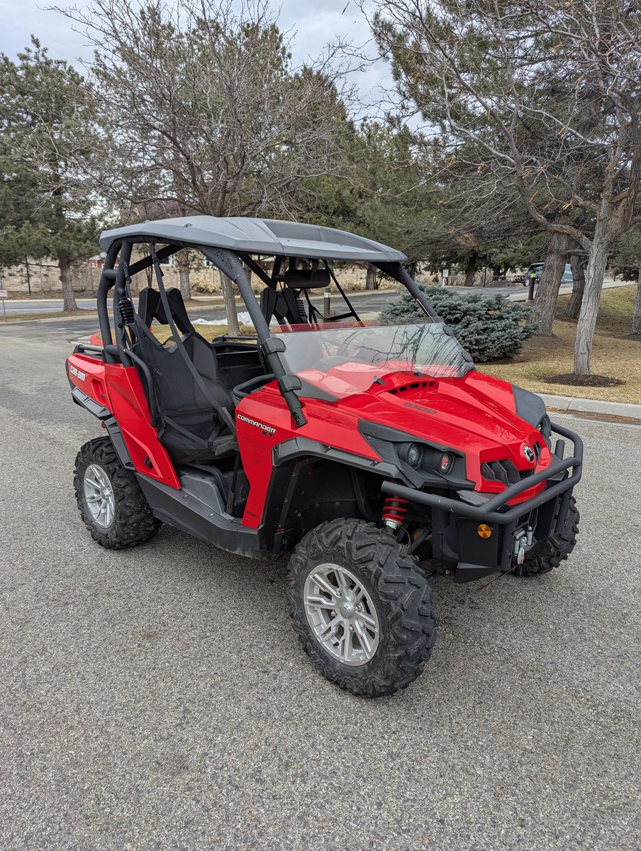 2014 Can-Am Commander XT + Trailer - Excellent Condition, Adventure Ready