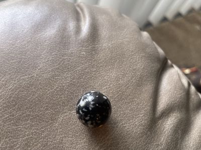 Snowglak Obsiidian Marbl
