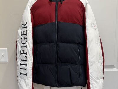 NWT Tommy Hilfiger Puffer Jacket Men’s Size S