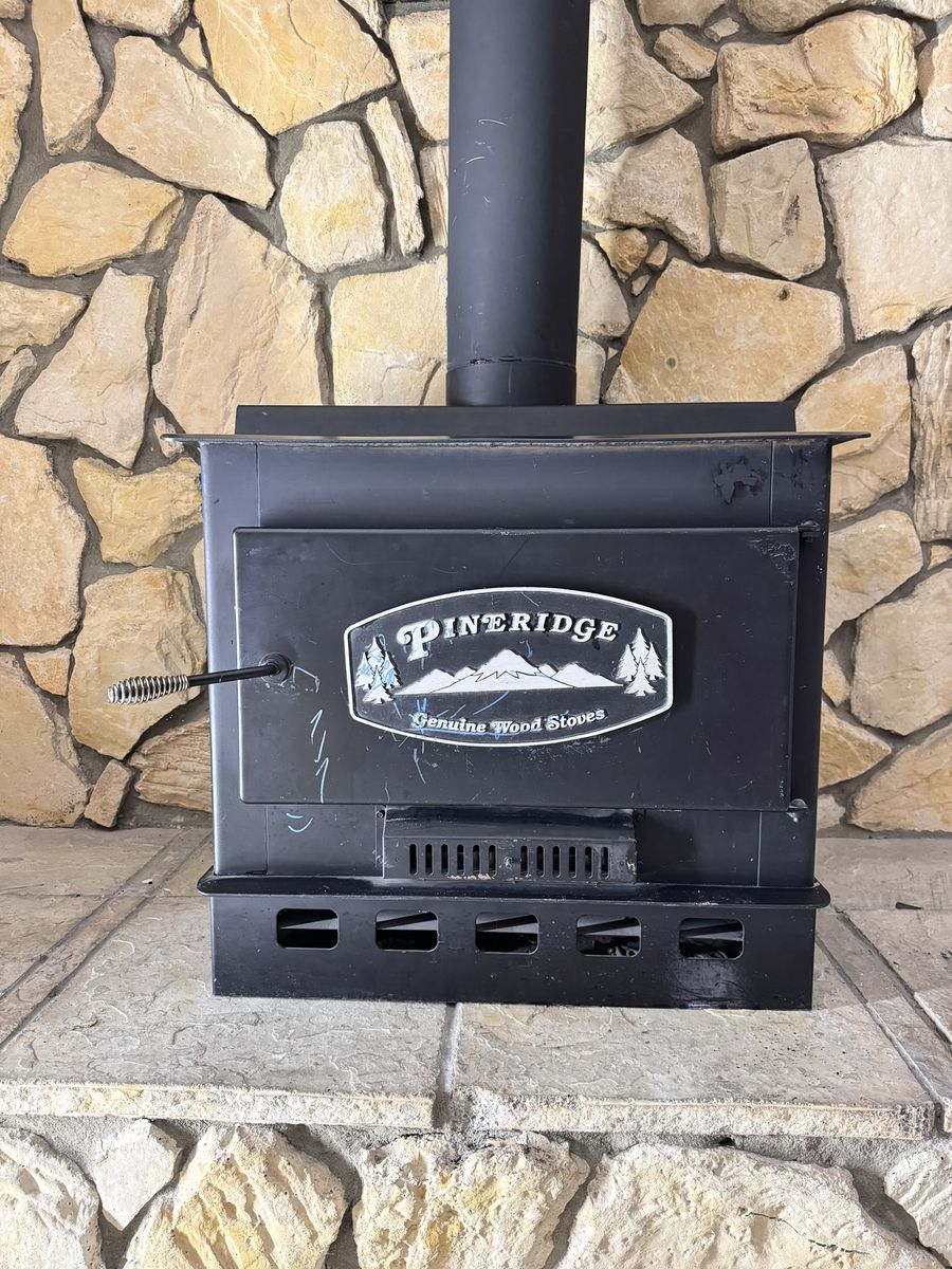 PINERIDGE WOOD BURNING STOVE