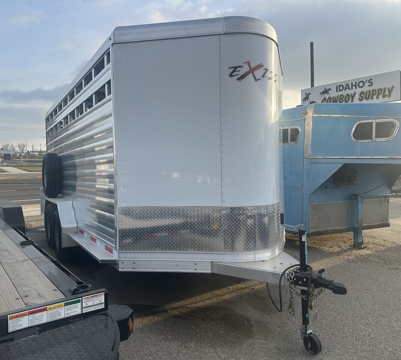 NEW 2023 Exiss 7x16 Bumper Pull Stock Trailer