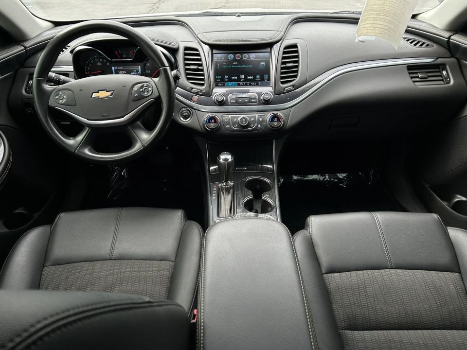 Main image 9