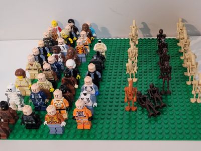 58 Lego Star wars minifigures all for $250-not selling separately