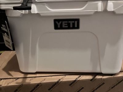 YETI Tundra 35 Cooler
