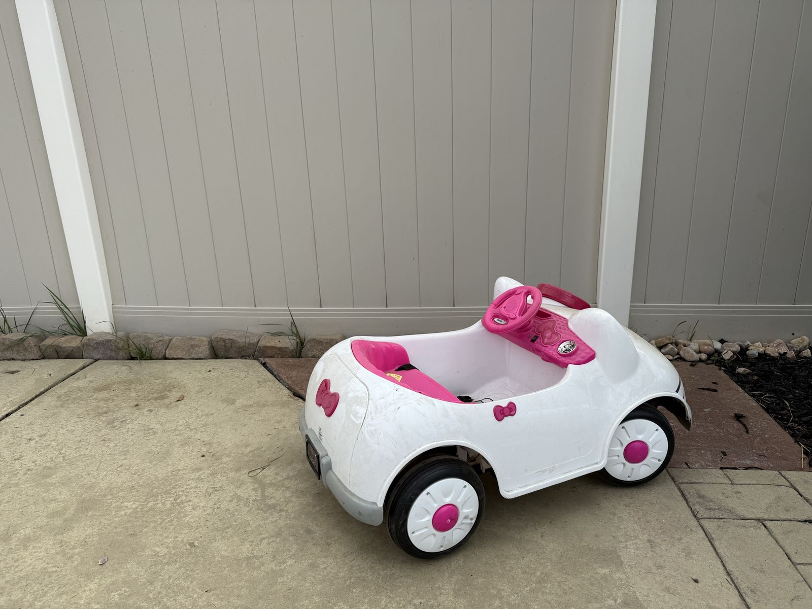Hello Kitty Power Wheels Car