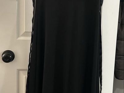 Formal floor length, short sleeve black dress. Size 6