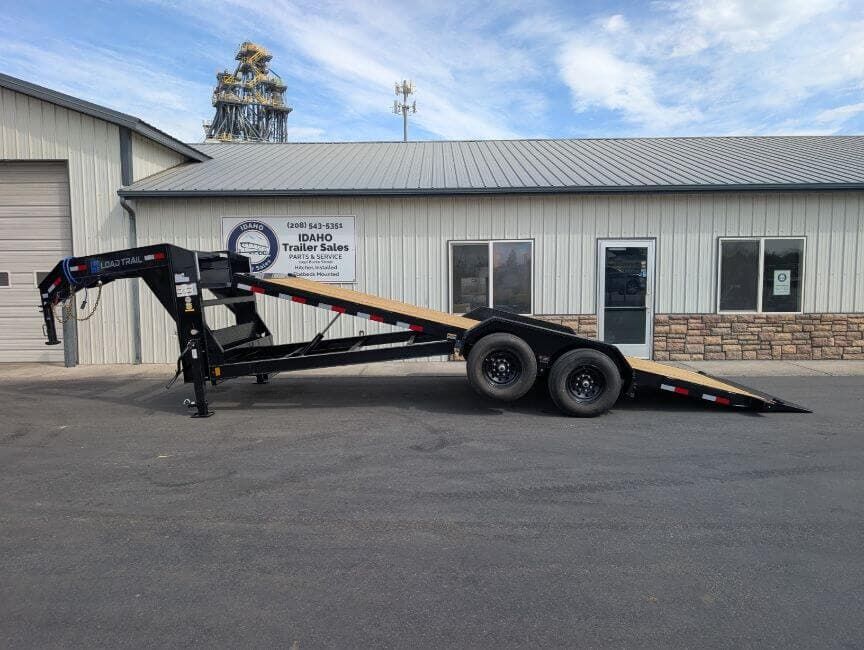 2026 Load Trail 22' Full Tilt Deck - Winch Plate - 7K Dexter Axles