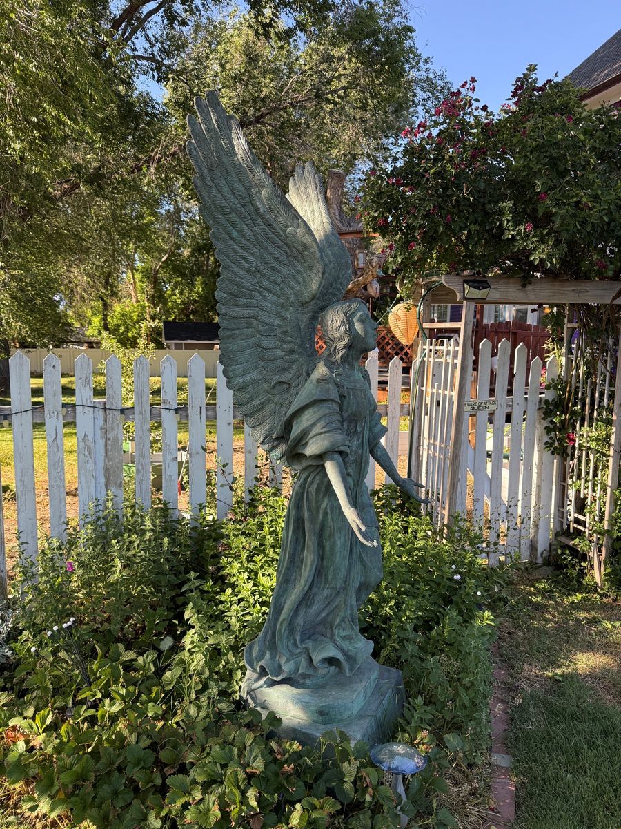 Main image 2